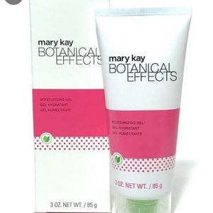 Mary Kay Botanical effects moisturizing gel